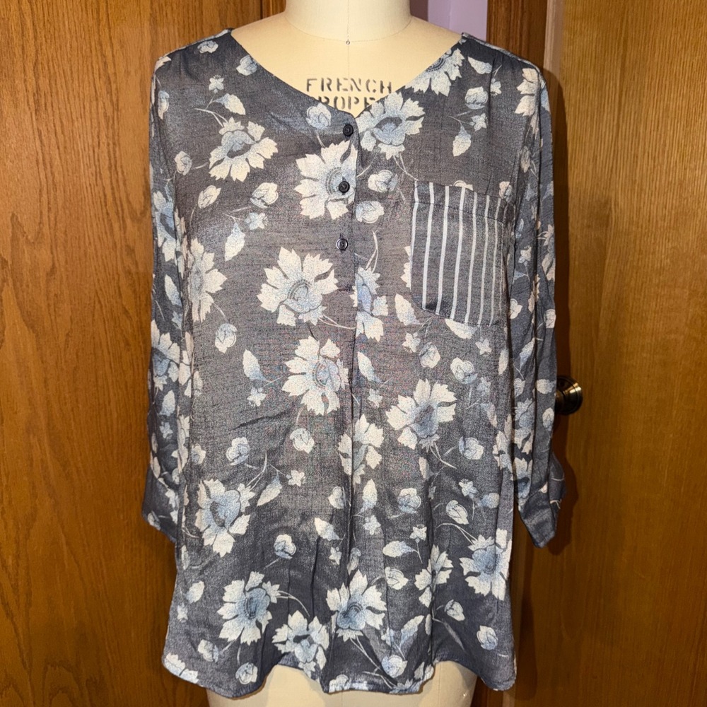 Christopher & Banks Blouse Women XL Blue Floral Stripe Mixed Media High Low Top